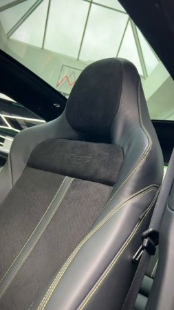 В наличии Aston Martin DBX