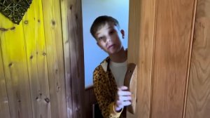 Мистер Макс 24 часа в новом домике на дереве