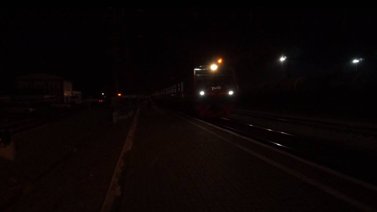 Электропоезд ЭД9Э-0036