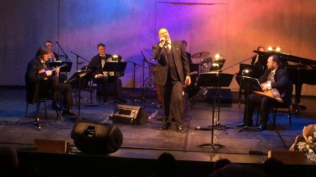 Александр Захаров -"За рекою зарево"