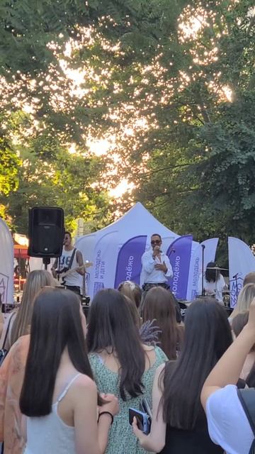 Крутой концерт под открытым небом День молодёжи в Краснодаре 2025 #концерт #деньмолодежи2025 смотреть онлайн