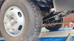 Исузу 4в1 и серый эвакуатор погрузка 2025-06-23 ISUZU ELF KV100 P700 P100 🚚I2025