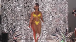 Plus Size Catwalk / Большие женщины на подиуме