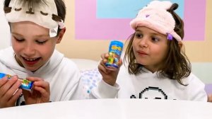 Мистер Макс Макс и папа играют с Катей в челлендж