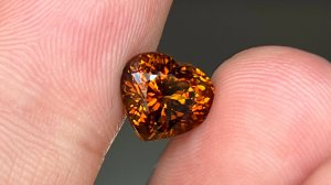 Гранат Гроссуляр 4,42 карата