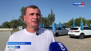 В Крыму прошли автопробеги, посвящённые Дню крымскотатарского флага