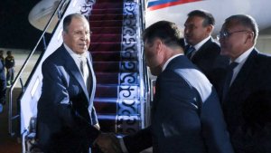 Лавров прибыл с официальным визитом в Киргизию
