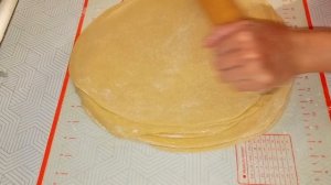 УЖЕ НЕДЕЛЮ ЕДИМ И ЕЩЁ ХОЧЕТСЯ! СКАЗОЧНО ВКУСНАЯ ЦАРСКАЯ ВЫПЕЧКА!МАЛО КТО ЗНАЕТ ЭТОТ РЕЦЕПТ БАКЛАВУ
