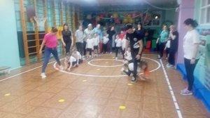 Спортивное мероприятие  в подготовительной группе "Мы с мамой ловкие, мы с папой смелые!" 05.03.2025