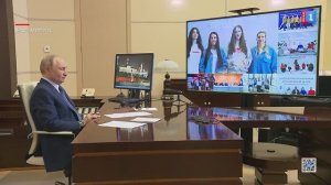 Путин по видеосвязи открыл арт-резиденцию в НУР