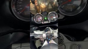 Suzuki GSF600, 2003 год, серебристый