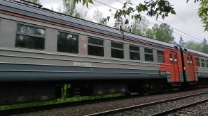 Электропоезд ЭД4М-0161 с приветливой бригадой на БМО