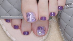 Эффектный дизайн педикюра (обычный лак)