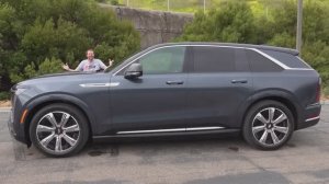 Cadillac Escalade IQ 2025 года, это здоровенный, роскошный утилитарный автомобиль за 165 000 $