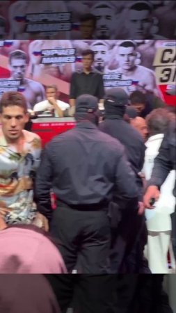 🤯Амирхан Оев и Аловсет Мамиев сцепились с Шовхалом и Никархо после съемок конференции!