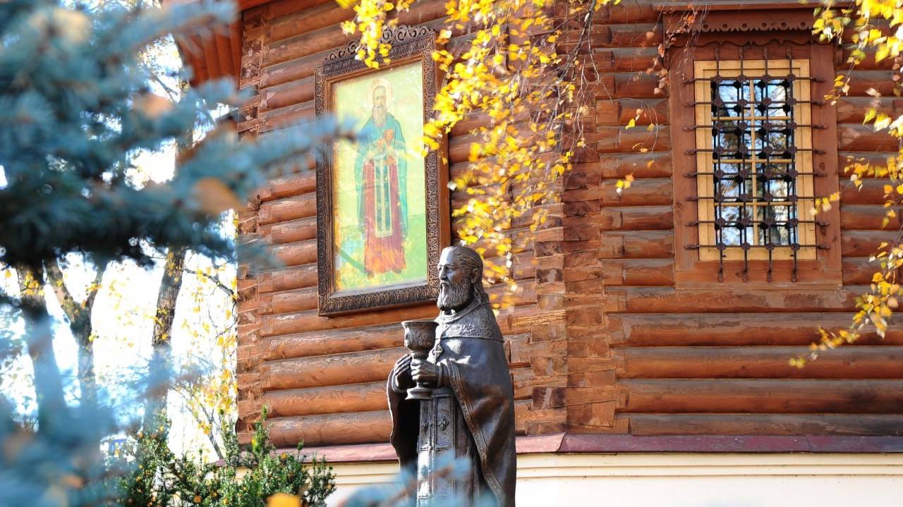 Божественная Литургия. Неделя 3-я по Пятидесятнице. Святителя Тихона, епископа Амафунтского. смотреть онлайн