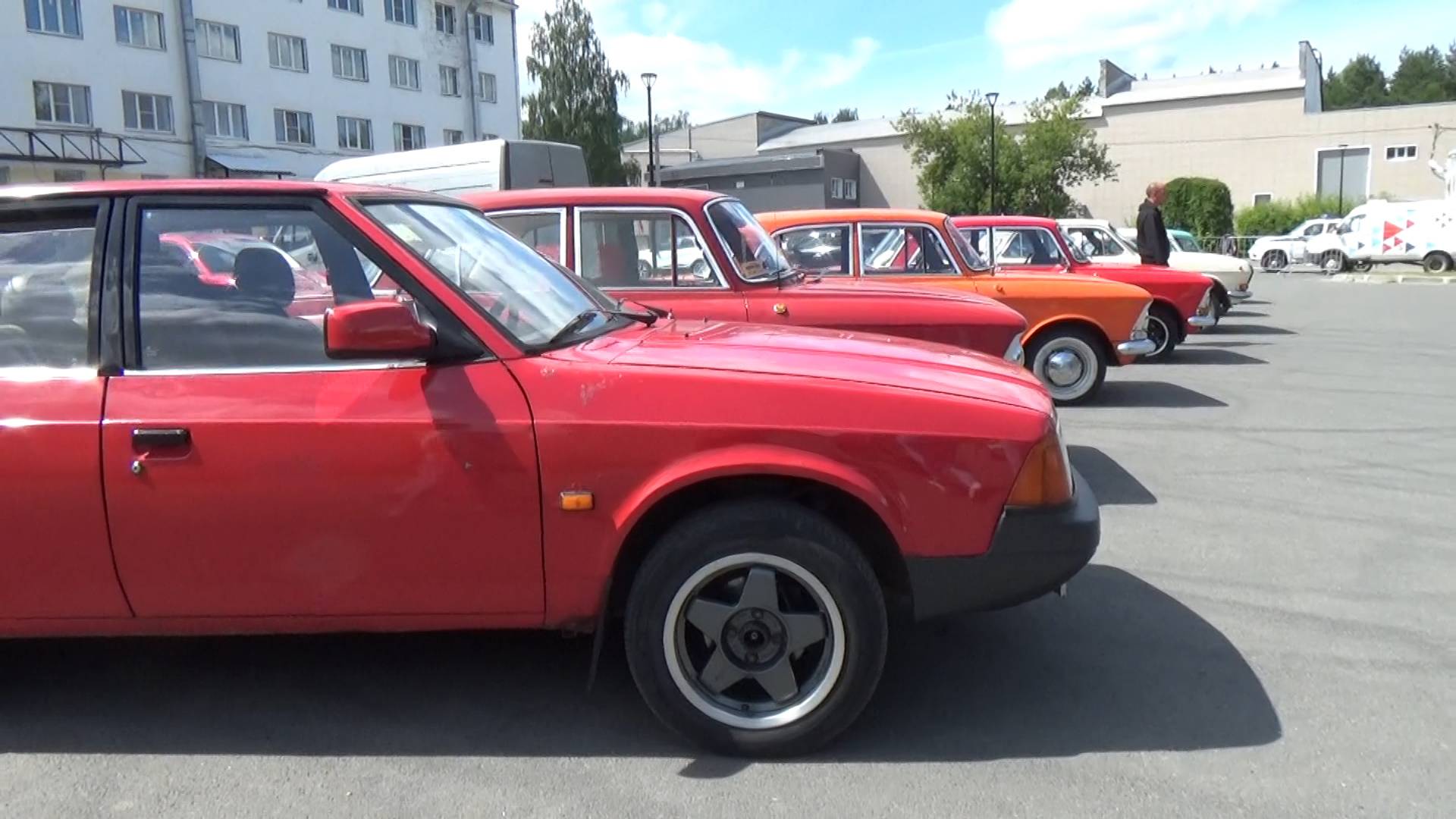 Выставка ретро-автомобилей в городе Вязники. Съемка 28.06.2025