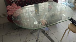 Стеклянный стол с ВБ.