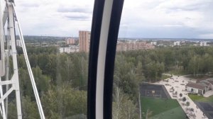 г. Нижнекамск, Татарстан, Россия. Колесо обозрения "Манзара". Парк "Семья". Июль 2024 г.