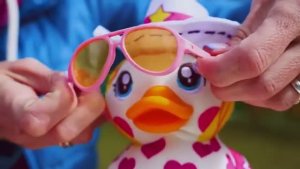 Сюрприз в яйце!💞🐣 Маша Капуки помогает утятам KWAAKS встретить подружку