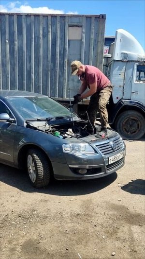 Volkswagen Passat  2.0 .mp4