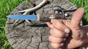 Якутский нож с оберегами для ценителей красивых ножей