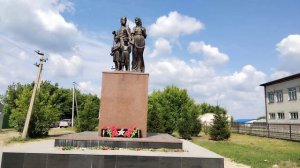Лечение прошла. Небольшой пешеходный обзор села.