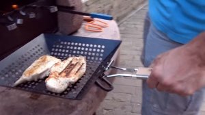 Мистер Макс Макс жарит именной стейк на гриле Клеймо Печать из раскаленной пластины с буквами