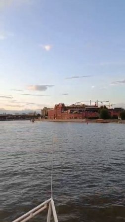 Па́мятник Петру́ I 
(официальное название — Памятник «В ознаменование 300-летия российского флота»)