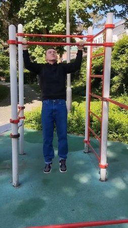 Готовлюсь к рекорду по подтягиваниям 50 раз за подход