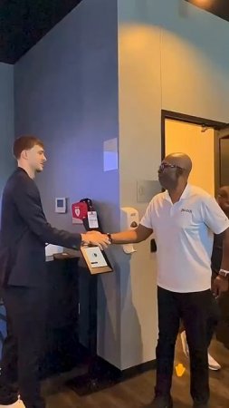 Cooper Flagg meets the Mavs last #1 overall pick Mark Aquirre