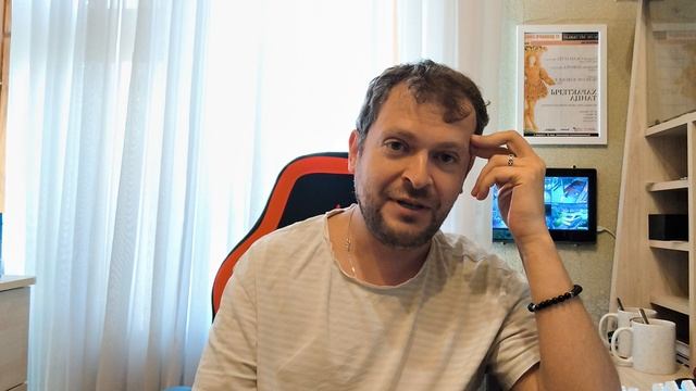 Наша цель - попасть в рекомендации. 
Подписывайтесь на наш канал! Будет весело!
#юмор #смешное