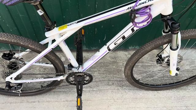 Ремонт GT Avalanche sport типичные проблемы велосипеда который собран в магазине и катался много лет смотреть онлайн
