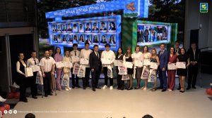 Открытие молодежной доски почёта