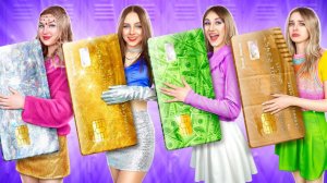 Тим Тин :Бедная vs Богатая vs Гига Богатая vs Нормальная в Колледже!Я Попала в Клуб Дерзких Девушек