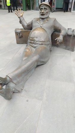 Необычные памятники в Екатеринбурге