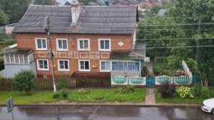 На улице дождь