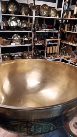 Кованая поющая чаша Dark flower of life ( 24 см, нота: Си, 123 Гц) / Singing Bowl / shamanic.moscow