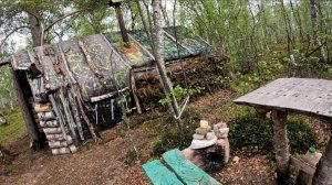 ВЫЛАЗКА С УДОЧКОЙ, НАВЕСТИЛ СТАРУЮ ИЗБУ.