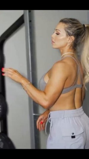 Клип @fitnessqueens