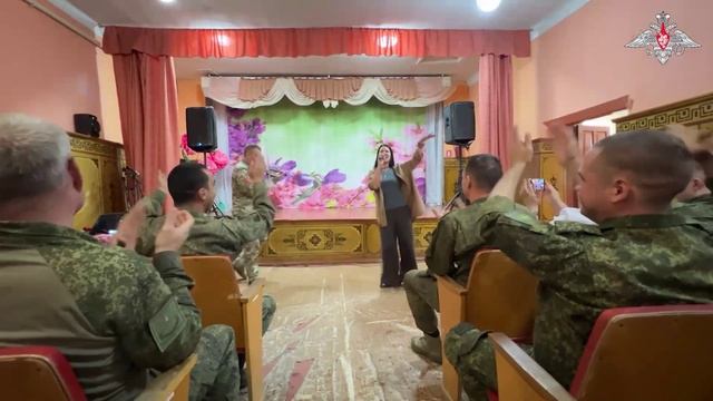 Выступление фронтовой творческой бригады ЦВО