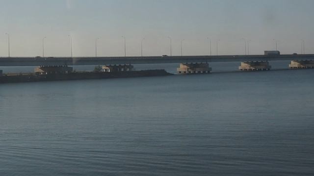 Владивосток - море из окна электрички.
