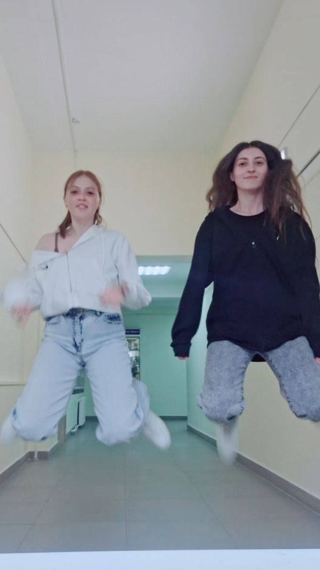 ВСЕ ТАНЦУЮТ! танцевальный тренд #dance #trend