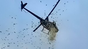 В США устроили «денежный дождь» из вертолета по просьбе умершего бизнесмена