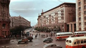 " Московские окна "
Исполняет ансамбль " Гармония" 
г. Переславль - Залесский