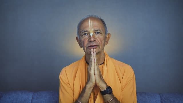 Приглашение на курс «Метод Господа Чайтаньи» - Шрила Бхакти Вигьяна Госвами смотреть онлайн