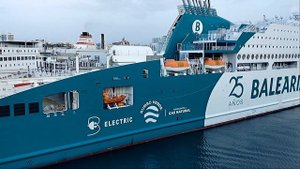 паром «Русадир»