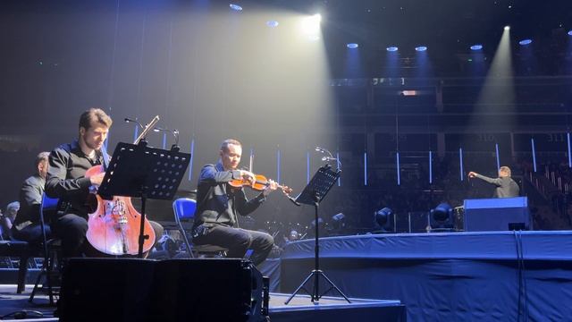 Imperial Orchestra: Cinema Medley 3 - Хатико