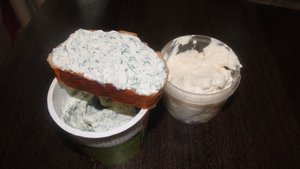 Сливочный сыр из замороженного кефира.