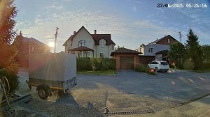 IP вызывная панель на одного абонента с ИК-подсветкой HikVision DS-KV6113-PE1
Пример видео утром